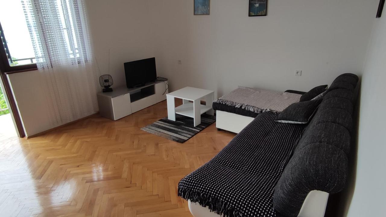 Apartment Meri 2Nd Floor Dramalj Extérieur photo